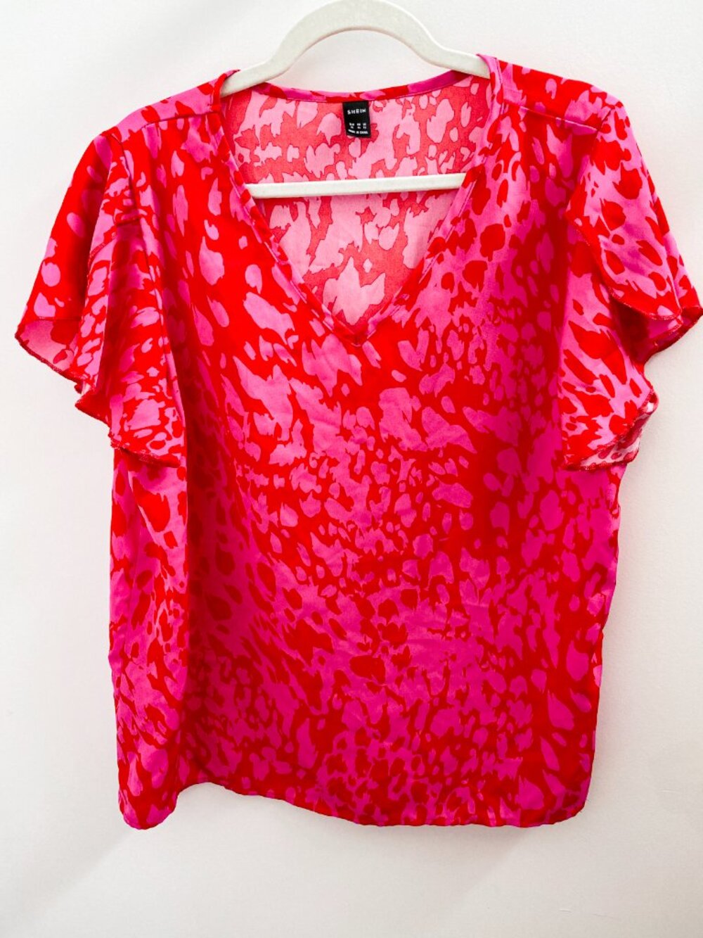 Shein Pink and Red Patterned V-Neck Blouse XLarge